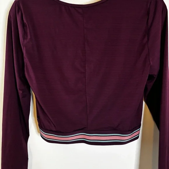 Fabletics Size Large Eco-Conscious Front Twist Long-Sleeve Purple Workout Top - Picture 9 of 11